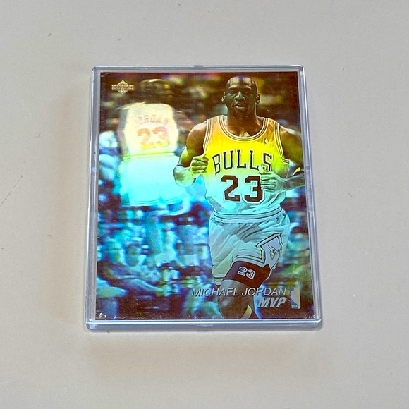 1991 Upper Deck Michael Jordan #AW4 NBA Award Winner Hologram Basketball Card​​ - Picture 1 of 5